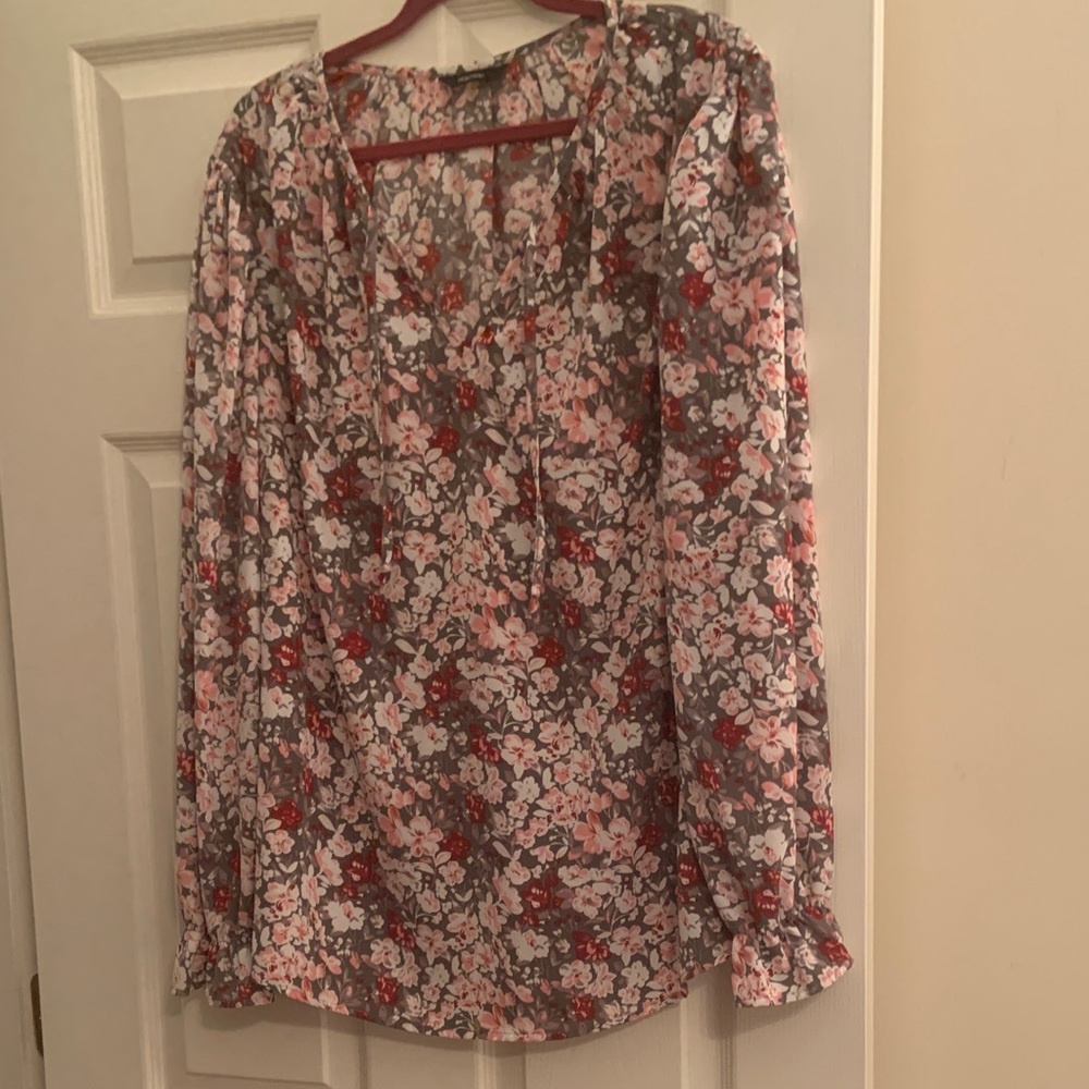 Elegant Floral Women's Blouse - Pink and Gray